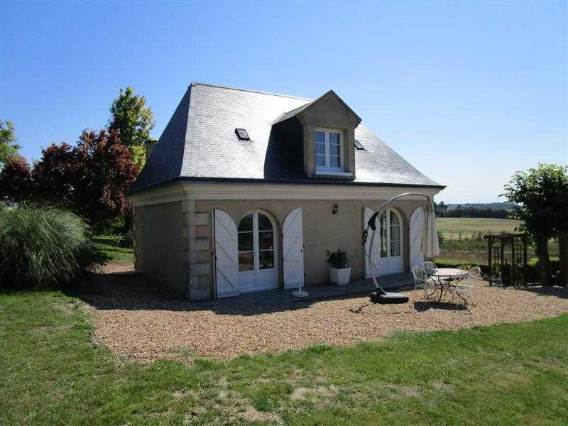 Learn about the Loire Valley, and see our houses and chateaux for sale