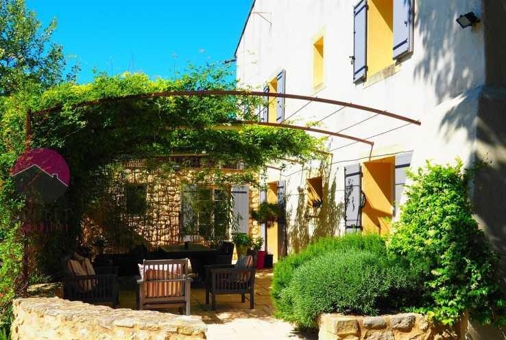 Luxury 9 Bed Countryside House For Sale In Vaucluse Area Of Provence Luxury 9 Bed Countryside House For Sale In Vaucluse Area Of Provence