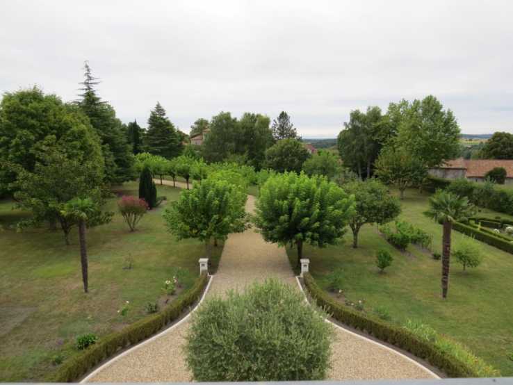 Learn about the NouvelleAquitaine region and see our properties for