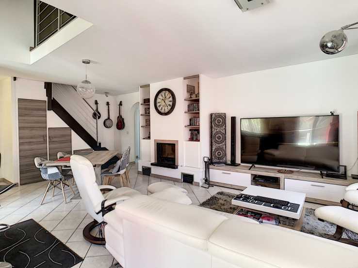 Modern Villas For Sale in the South of France