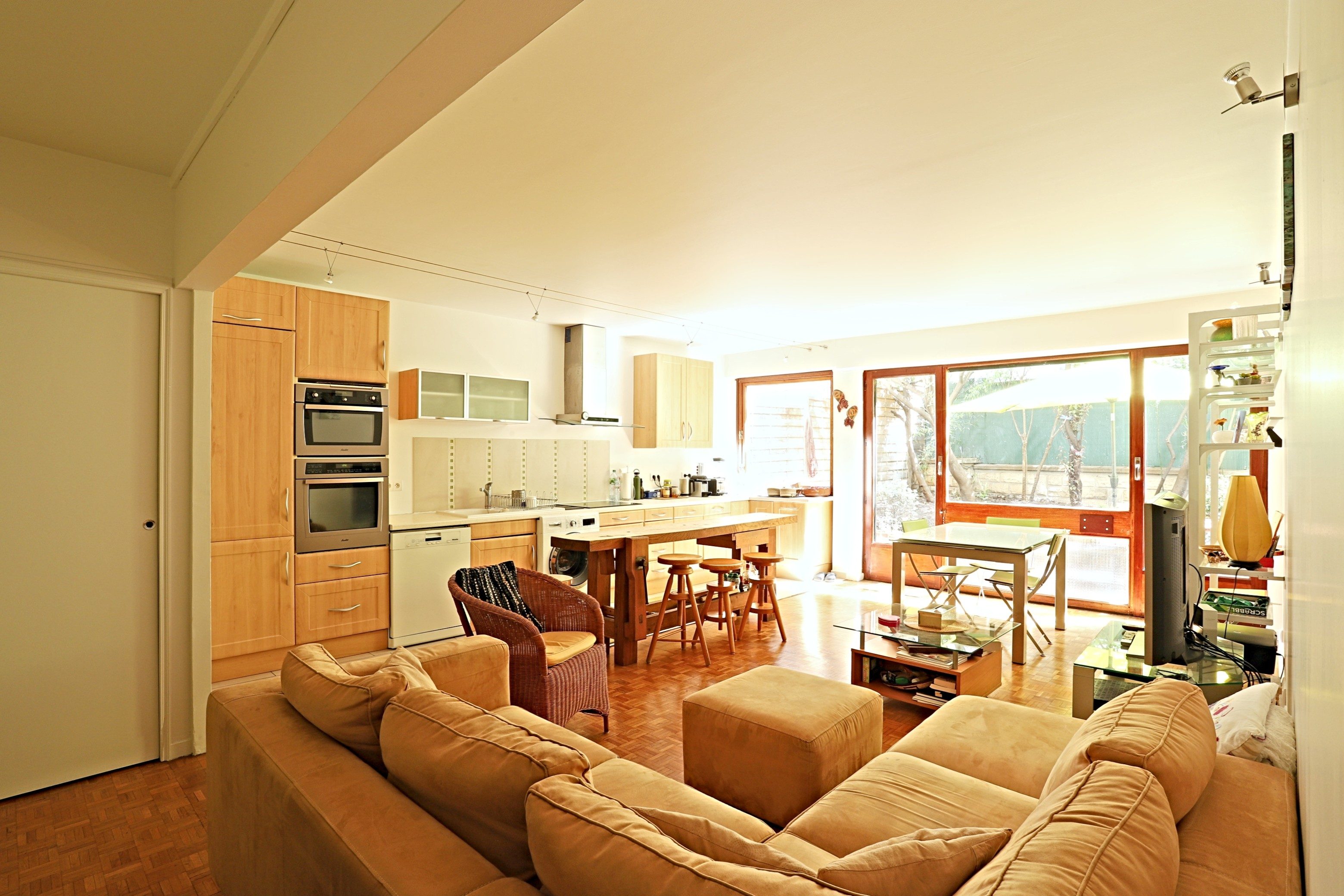 Paris Real Estate, Apartments for sale, Property Finder Service