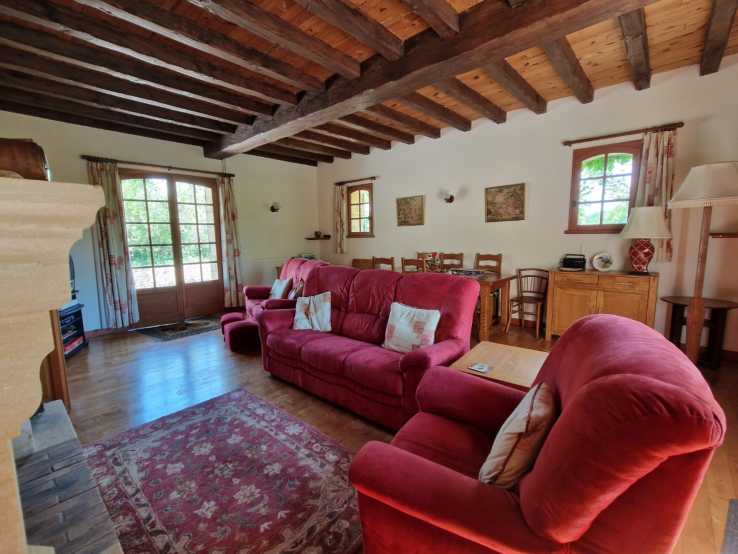 Stone Houses & Country Homes for Sale in France