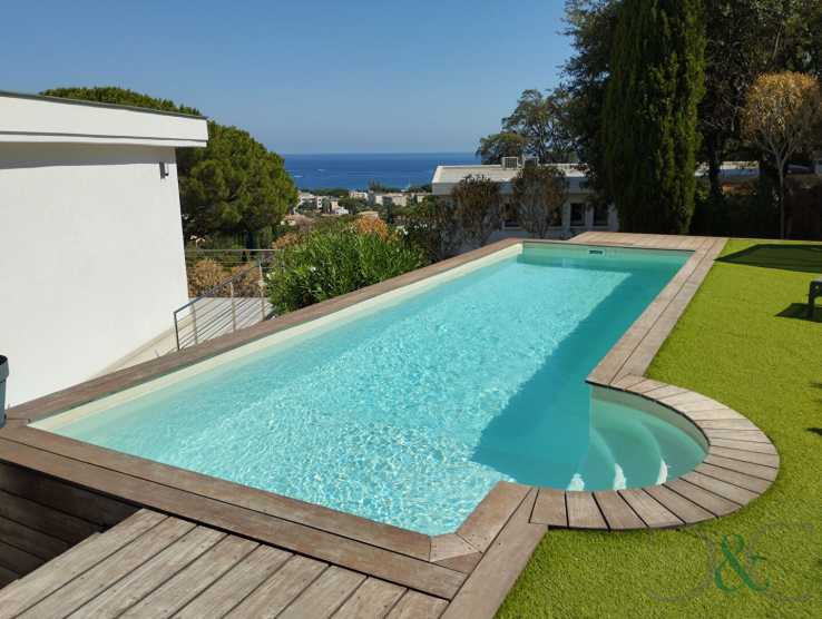 properties-real-estate-and-luxury-villas-for-sale-on-the-riviera