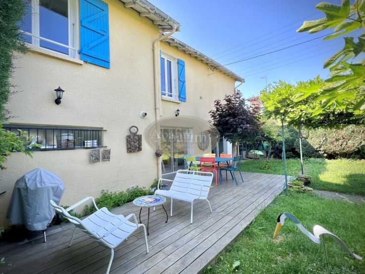 Country houses and properties for Sale near Toulouse