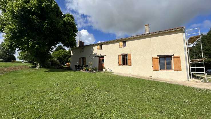 Properties, Character Houses & Real Estate for sale in France