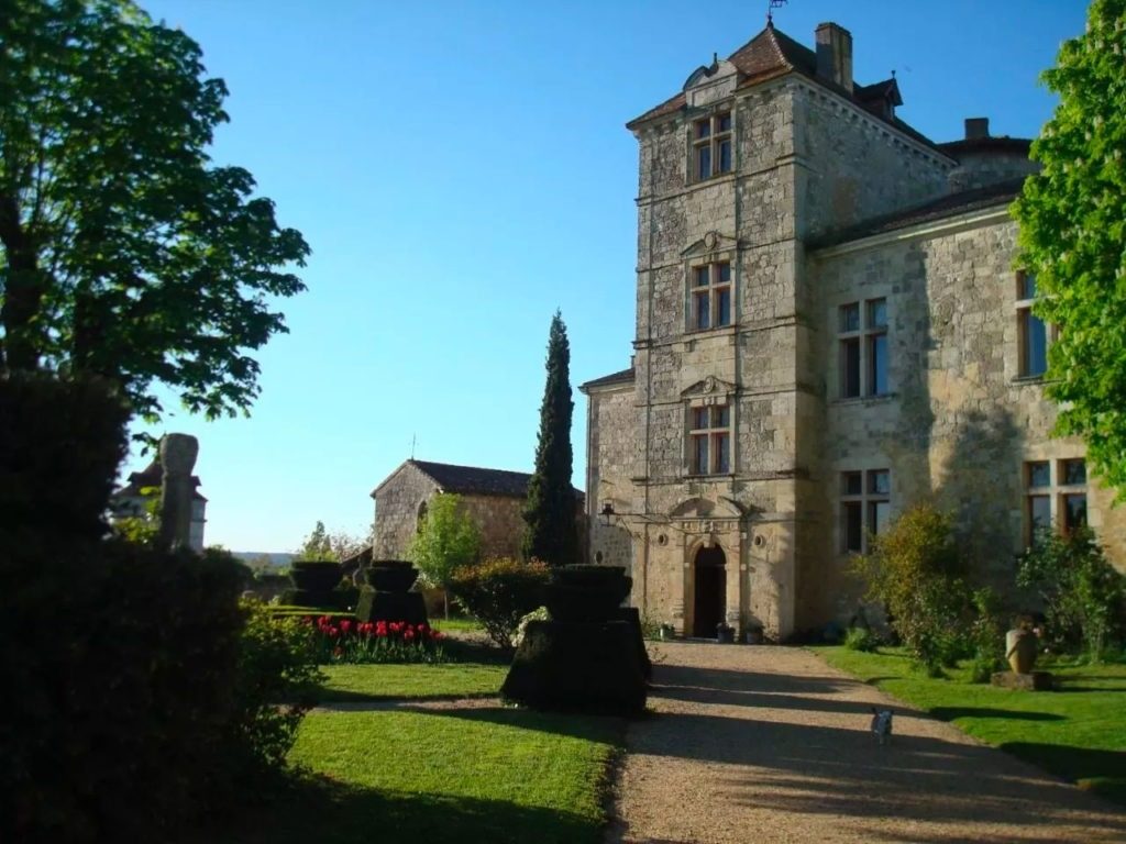 French Chateaux and Historic Castles for Sale