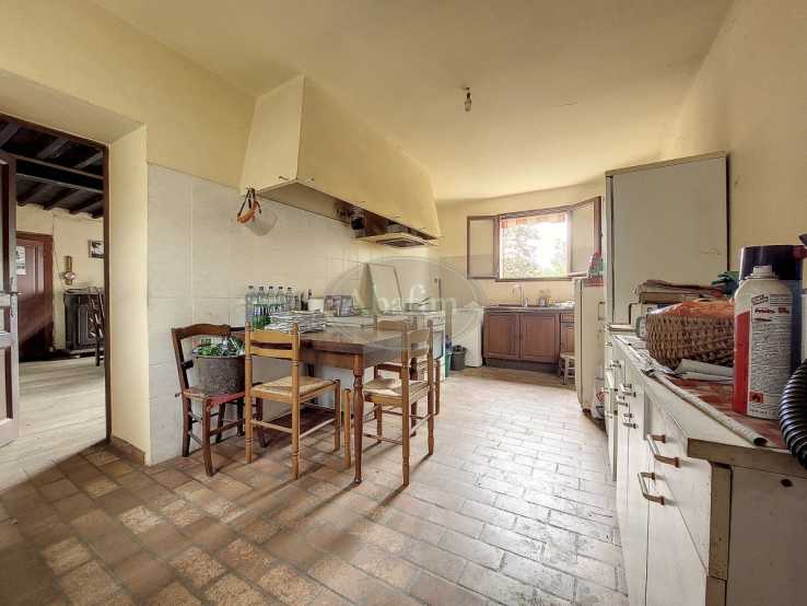 French Farmhouses and Farm Properties for sale